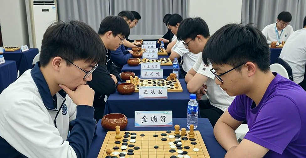 Total Chess và Budapest 11/2026: tiêu đề về rating hợp nhất không có phần thân