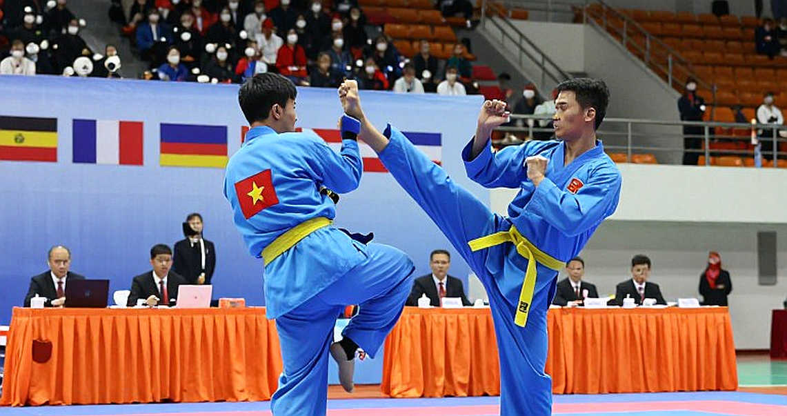 Khi bản vá đổi chiều: meta mới và những kẻ sống sót