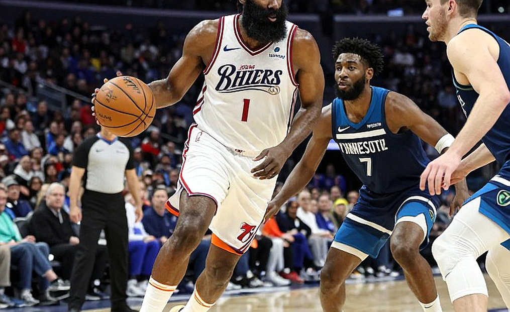 Thomas Walkup rời Olympiacos đến Dubai: Khi Vùng Vịnh viết lại bản đồ EuroLeague
